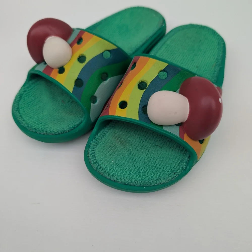 CROCS only worn